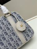 Dior New Classic Logo Padlock Crossbody Bag Bowling Bag Size: 25 x 16 x 9.5 CM
