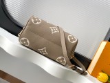 Louis Vuitton New Classic Versatile Embossed Logo Handbag Crossbody Bag Size: 25 x 19 x 15 CM