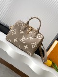 Louis Vuitton New Classic Versatile Embossed Logo Handbag Crossbody Bag Size: 25 x 19 x 15 CM
