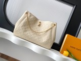 Louis Vuitton Classic S Padlock Chain Handheld Shoulder Bag Size: 27 x 14 x 42 CM