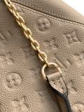Louis Vuitton Classic S Padlock Chain Handheld Shoulder Bag Size: 20 x 13 x 34 CM