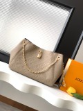 Louis Vuitton Classic S Padlock Chain Handheld Shoulder Bag Size: 20 x 13 x 34 CM