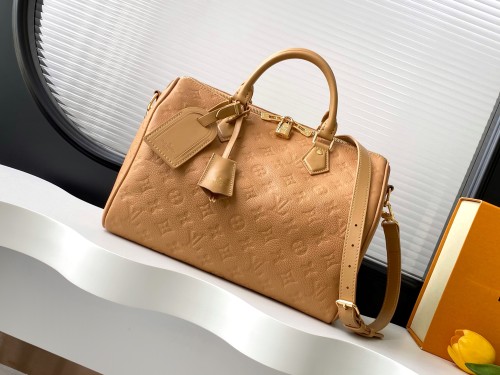 Louis Vuitton Classic Speedy Soft 30 Series Handheld Crossbody Bag Size: 21 x 17 x 30 CM