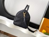 Louis Vuitton Classic Speedy Soft 30 Series Handheld Crossbody Bag Size: 21 x 17 x 30 CM