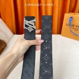 Louis Vuitton New Classic Embossed Logo Belt 40MM