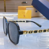 Louis Vuitton New Couple Fashion Versatile Square Sunglasses Size: 55-19-145