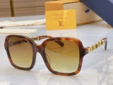 Louis Vuitton New Couple Fashion Versatile Square Sunglasses Size: 55-19-145