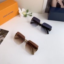 Louis Vuitton New Classic Fashion Square Frame Sunglasses
