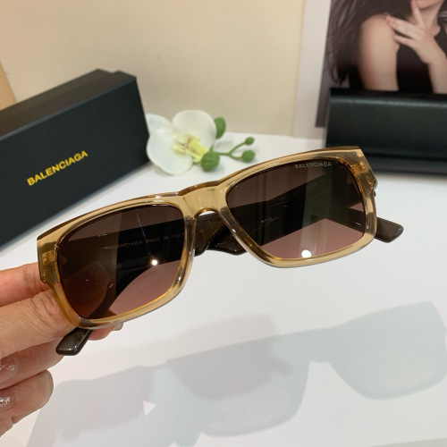 Balenciaga New Couple Square Frame Versatile Sunglasses Anti UV Glasses