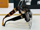 Louis Vuitton New Couple Fashion Versatile Square Frame Sunglasses Size: 52-22-145