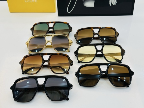Loewe New Fashion Versatile Large Frame Sunglasses Size: 54-17-140
