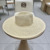 Louis Vuitton New Large Bbrimmed Hollow Grass Hat Sunscreen Beach Sunscreen Top Hat