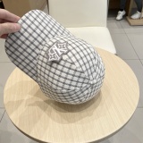 Louis Vuitton New Fashion Checkered Embroidered Logo Baseball Hat Versatile Duck Tongue Hat