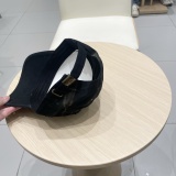 Louis Vuitton Retro Embroidered Distressed Baseball Hat Couple's Versatile Duck Tongue Hat 
