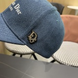 Dior Fashion Embroidered Logo Distressed Baseball Hat Couple's Versatile Duck Tongue Hat