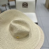 Louis Vuitton New Large Bbrimmed Hollow Grass Hat Sunscreen Beach Sunscreen Top Hat