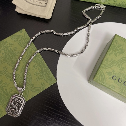 Gucci New Couple Fashion Retro Dragon Pendant Necklace