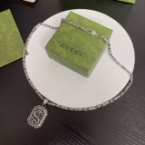 Gucci New Couple Fashion Retro Dragon Pendant Necklace