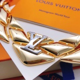 Louis Vuitton New Classic Fashion Triangle Diamond Grid Necklace