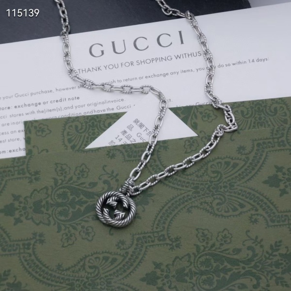 Gucci New Couple Retro Interlocking Double G Pendant Necklace
