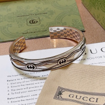 Gucci New Classic Retro Versatile Double G Bracelet Gucci New Classic Retro Versatile Double G Bracelet