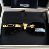 Prada New Fashion Versatile Triangle Hair Clip