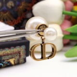 Dior New Fashion Versatile Pearl CD Earrings