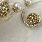 Dior New Fashion Versatile Pearl Hollow Water Diamond Flower Ball Earrings