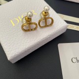Dior New Fashion Versatile CD Pearl Earrings