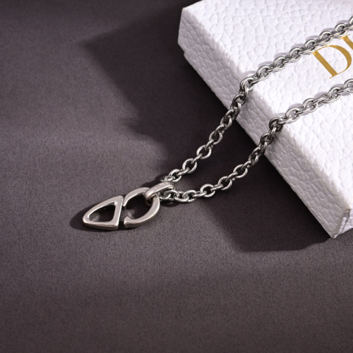 Dior New Classic Fashion CD Necklace