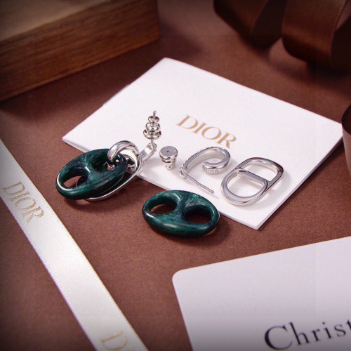 Dior New Fashion Versatile CD Letter Earrings