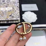 Dior New Fashion Pearl CD Hair Clip