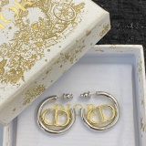 Dior New Classic Fashion Color Contrasting CD Earrings