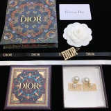 Dior Fashion Pearl Letter Hair Clip
