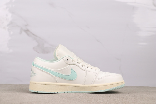 Air Jordan 1 Low Sail/Igloo  Retro Basketball Shoes Unisex Versatile Sneakers