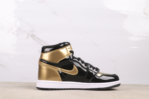 Air Jordan 1 Retro High Black Gold Basketball Shoes Unisex Sneakers