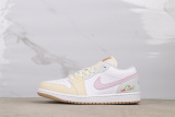 Air Jordan 1 Low Retro White Yellow Embroidered Basketball Shoes Unisex Sneakers