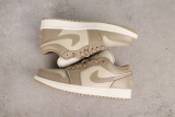 Air Jordan 1 Low Retro Light Brown Basketball Shoes Unisex Sneakers