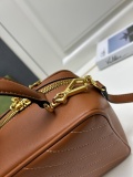 Gucci Classic GG Handbag Crossbody Bag Size: 17x15x9 CM
