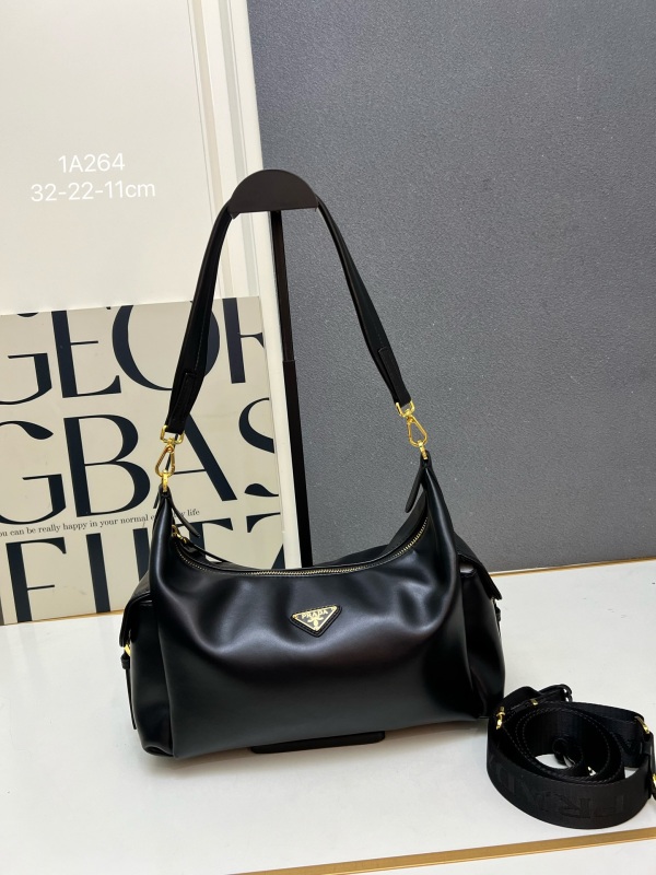 Prada New Classic Leather Exploration Bag Shoulder Bag Crossbody Bag Size: 32x22x11.5 CM