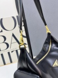 Prada New Classic Leather Exploration Bag Shoulder Bag Crossbody Bag Size: 32x22x11.5 CM
