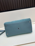 Dior New Classic Letter Diamond Grid Leather Handbag Size: 34x19x23 CM