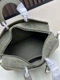 Dior New Classic Letter Diamond Grid Leather Handbag Size: 34x19x23 CM