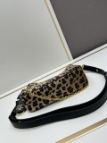 Prada New Autumn/Winter Fashion Leopard Pattern Underarm Bag Chain Strap Crossbody Bag Size: 22 CM