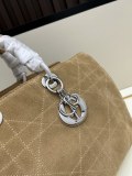 Dior New Classic Letter Diamond Grid Leather Handbag Size: 34x19x23 CM