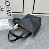 Loewe New Fashion Foldable Leather Handbag Crossbody Bag Size: 16.5x9.5x20 CM