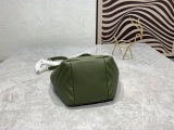 Yves Saint Laurent Fashion Retro Multicarriy Chain Backpack Bucket Bag Size: 15x20x12 CM
