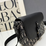 Dior New Classic Saddle Flip Messenger Bag Crossbody Bag Size: 23 x 17 x6 CM