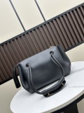 Loewe New Fashion Leather Handbag Size: 23.5 x 10 x 19 CM