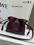 Loewe New Fashion Leather Lucky Bag Single Shoulder Crossbody Bag Size: 30x24.5x10.5 CM